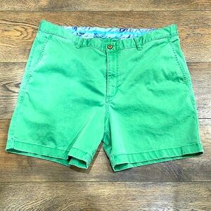 Men’s Tommy Bahama lime green shorts 38 excellent condition